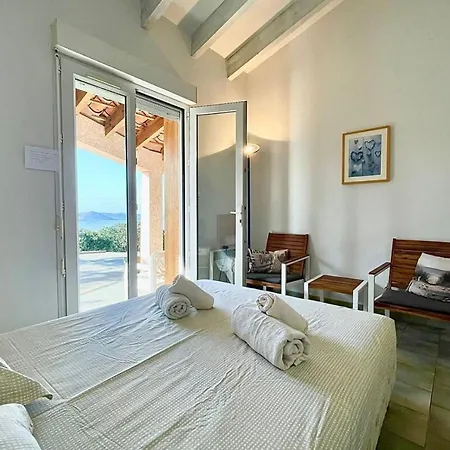 빌라 A - Piscine, Vue Mer, Jardin & Wifi