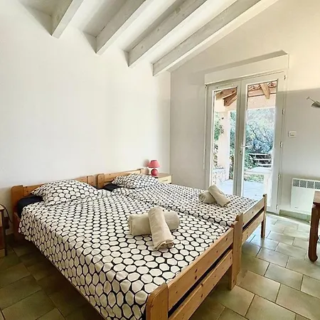 Villa A - Piscine, Vue Mer, Jardin & Wifi